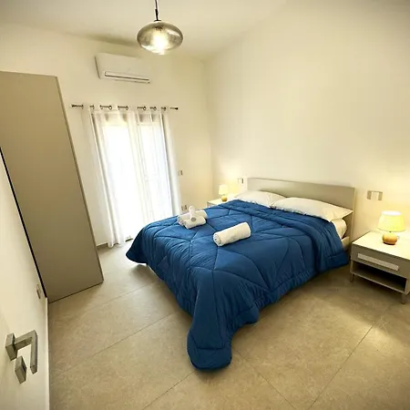 Gasthuis Ophelia - Luxury House Ioppolo Giancaxio