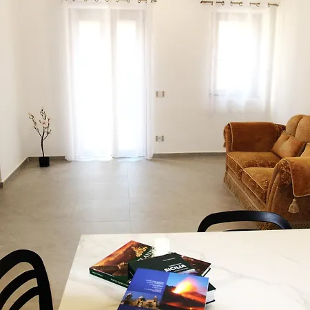 Ophelia - Luxury House Ioppolo Giancaxio